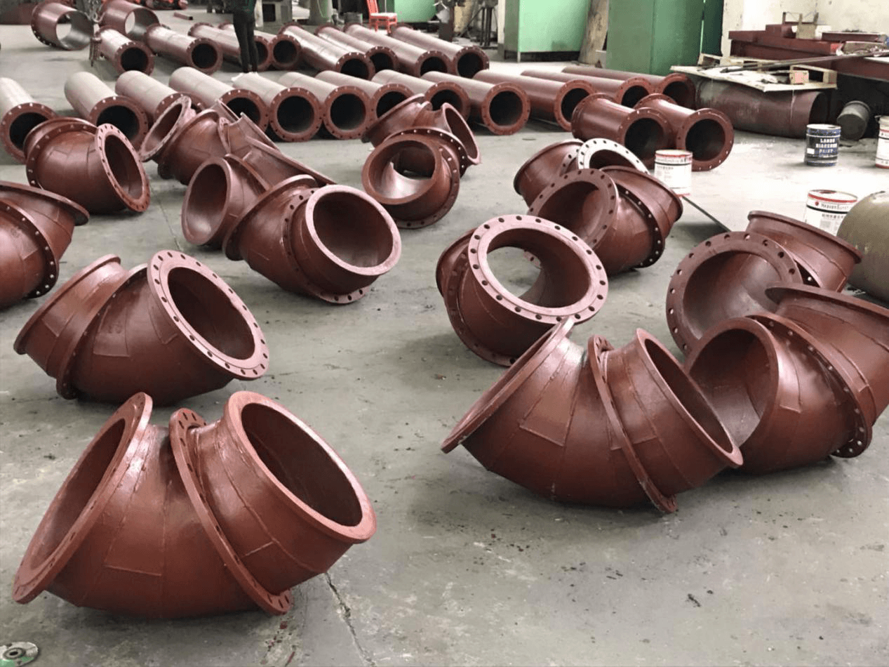 耐磨管道的種類(lèi)很多：稀土合金耐磨管、燒結陶瓷管、雙金屬耐磨管等。
